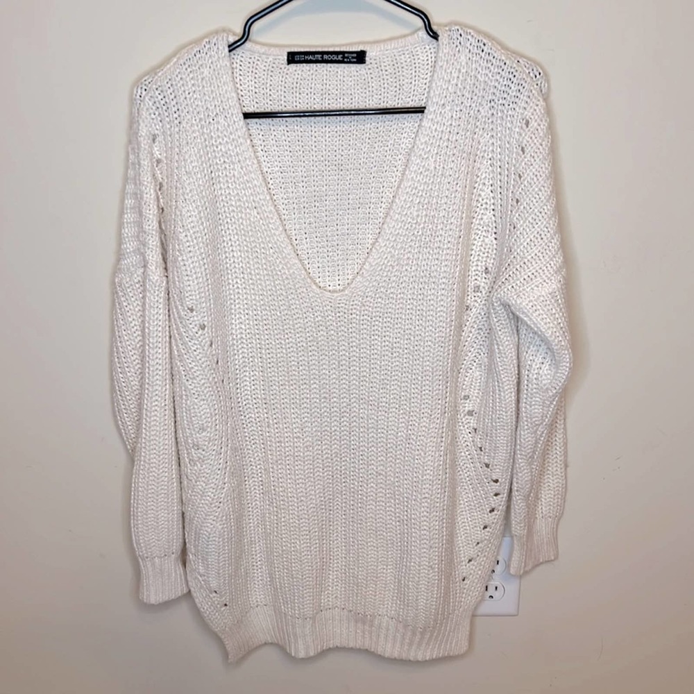 HAUTE ROGUE Cozy Soft Chunky Knit Deep-V-Neck Side Slits Pullover Sweater S/M